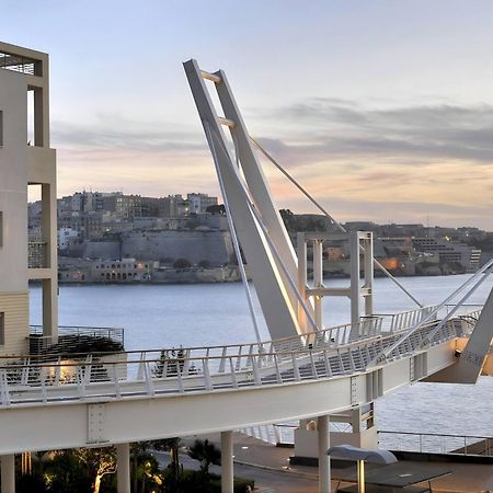 Central Sliema 3-Bedroom Retreat エクステリア 写真