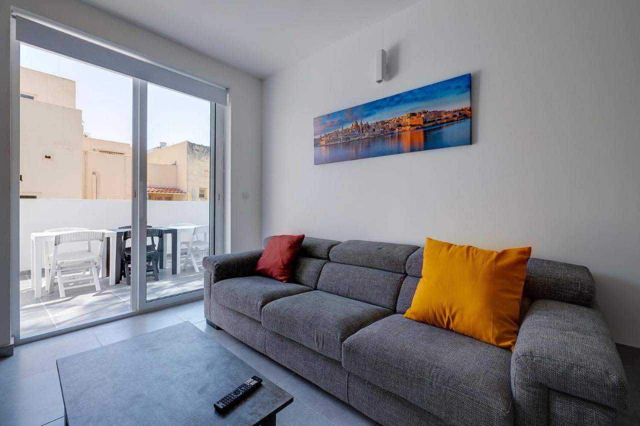 Central Sliema 3-Bedroom Retreat エクステリア 写真