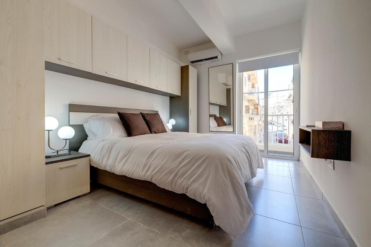 Central Sliema 3-Bedroom Retreat エクステリア 写真