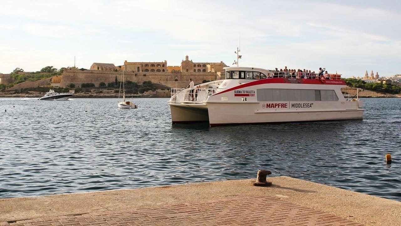 Central Sliema 3-Bedroom Retreat エクステリア 写真